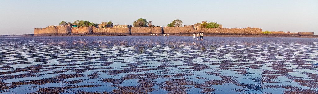 Kolaba fort